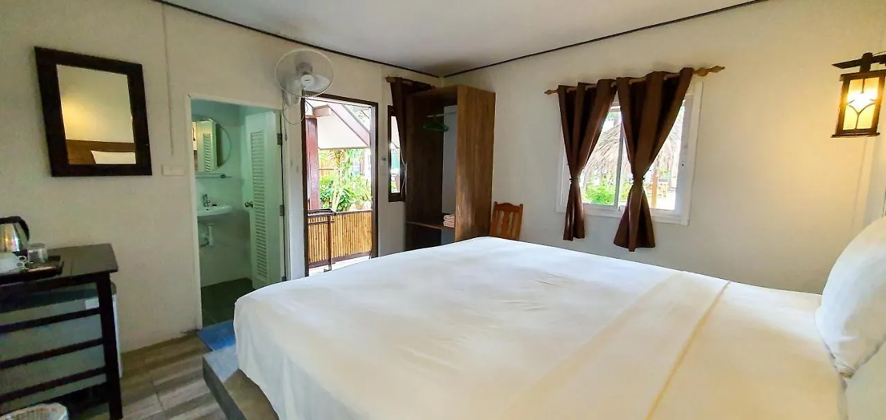 New Harrys Sunset Resort - Klong Nin Beach Ко-Ланта 2*,  Таиланд