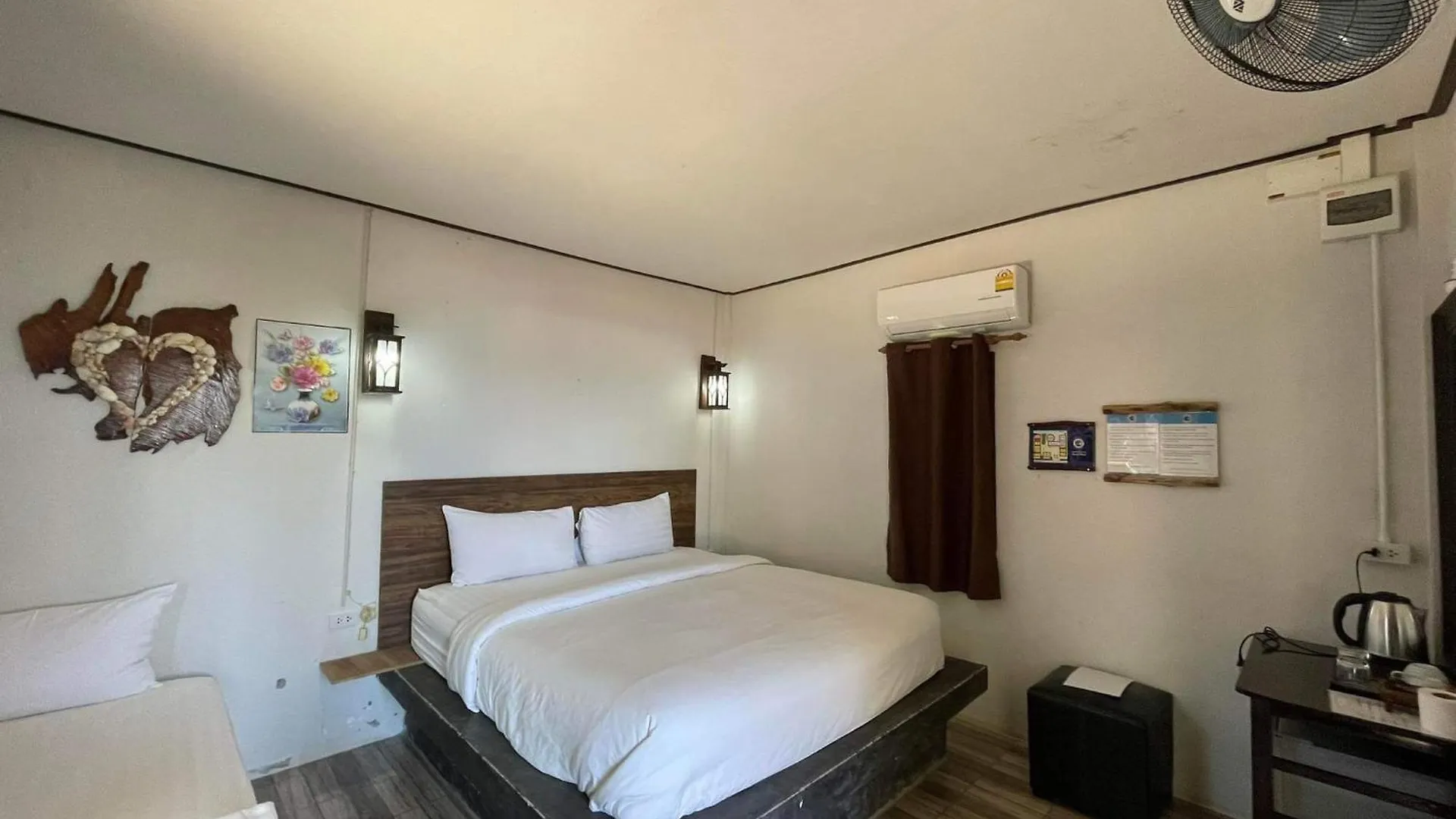 **  New Harrys Sunset Resort - Klong Nin Beach Ko Lanta Thaïlande