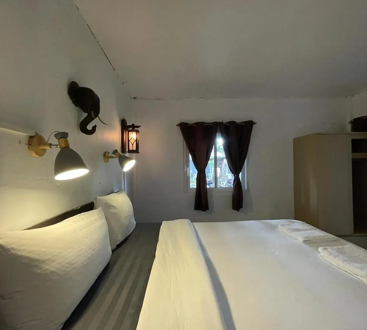 New Harrys Sunset Resort - Klong Nin Beach Ko Lanta 2*,