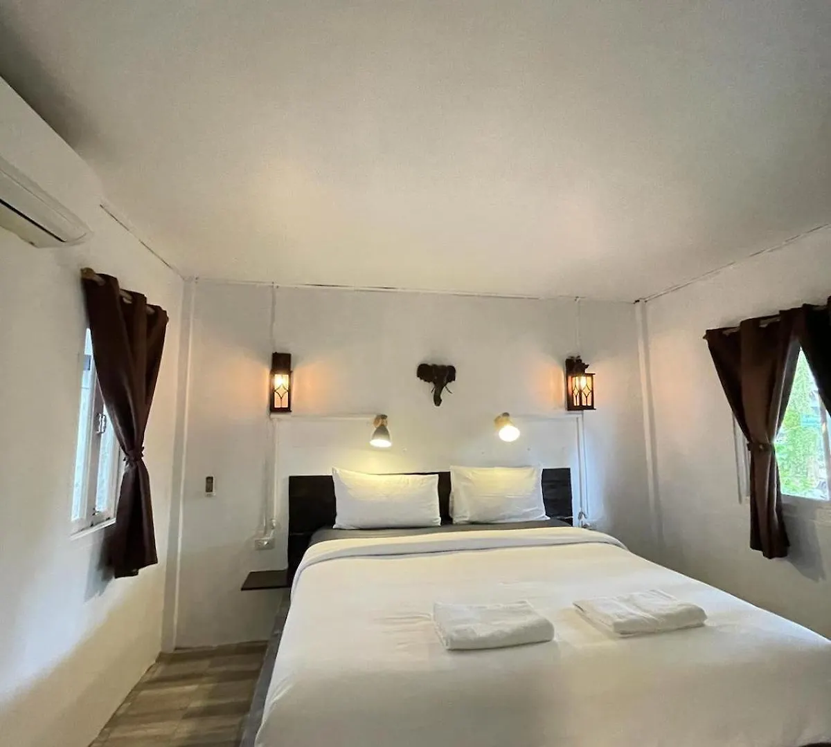 New Harrys Sunset Resort - Klong Nin Beach Ko Lanta 2*,  Thaïlande