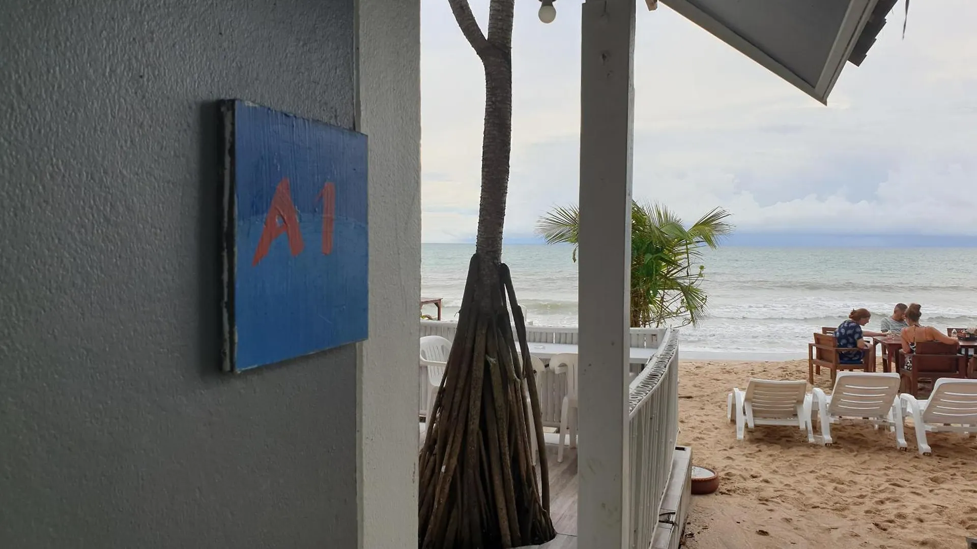 New Harrys Sunset Resort - Klong Nin Beach Ko Lanta
